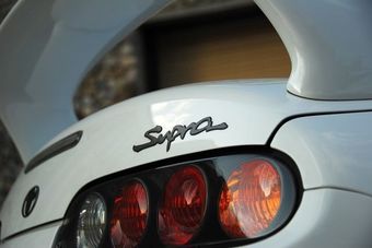 Toyota вновь зарегистрировала торговую марку Supra