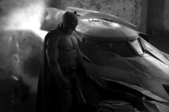 Режиссер фильма «Бэтмен против Супермена» делится новым промокадром картин