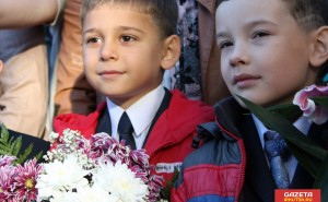 Праздничные линейки прошли 1 сентября в школах Иркутска