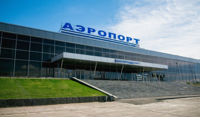 Экстренную посадку в аэропорту Братска совершил самолет, летевший из Иркутск в Санкт-Петербург