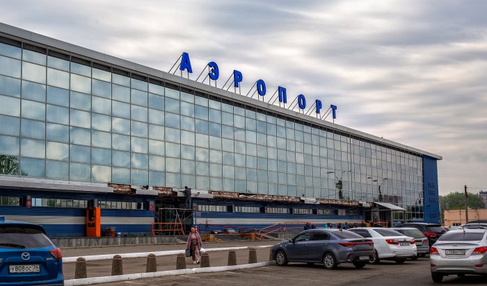В аэропорту Иркутска сняли дебошира с рейса
