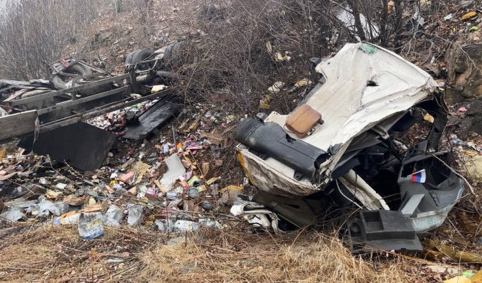 В Слюдянском районе в ДТП погиб водитель тягача