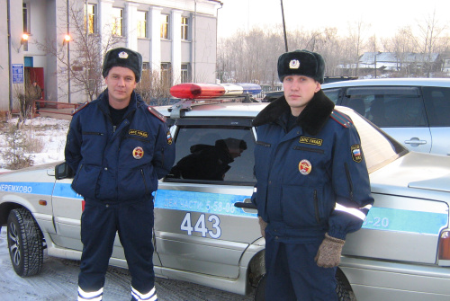 Черемховские полицейские вытащили троих детей из пожара