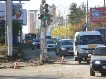 В Иркутске предложили продолжить расширение перекрестков для борьбы с пробками