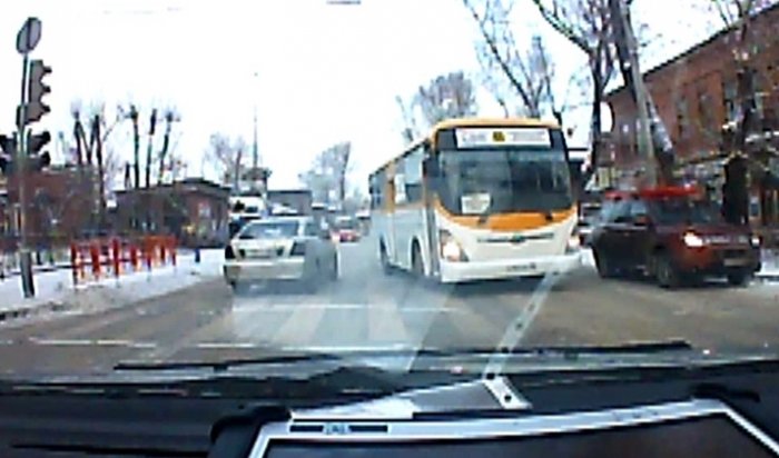 В Иркутске задержан водитель, устроивший погоню с экипажем ДПС (Видео
