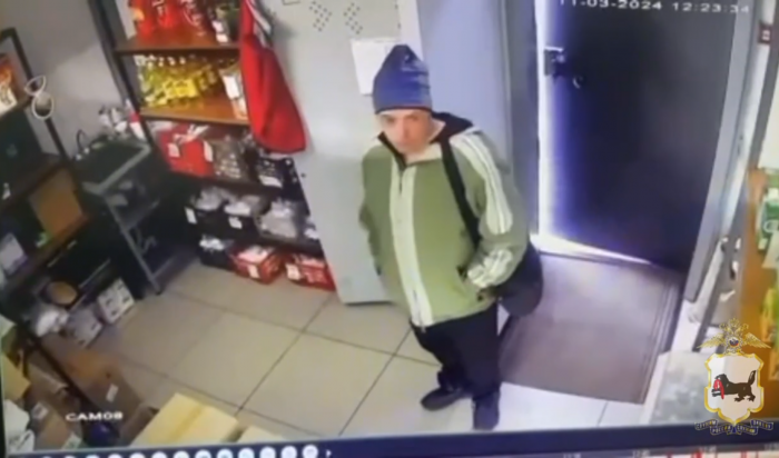 В Ангарске разыскивают мужчину, укравшего сумку (Видео)