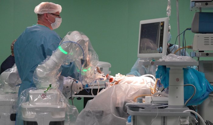 Хирурги Приангарья провели уникальную операцию по замене мочеточника