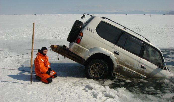 Прыжки в воду… на автомобиля