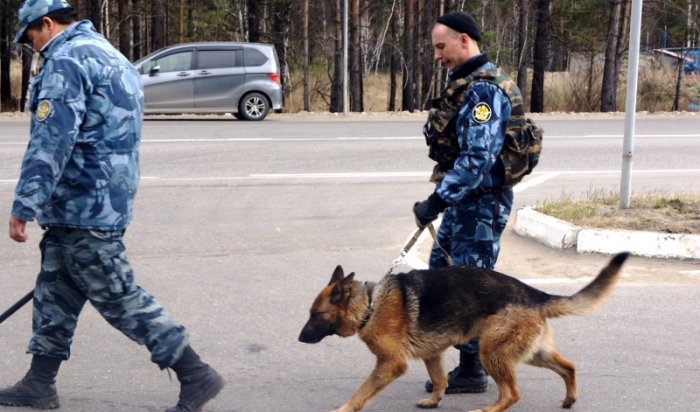 Преступников, сбежавших из тюрьмы под Иркутском, видели в районе поселков Моты и Шаманки