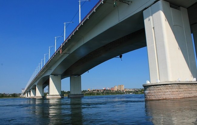 Автобус через Академический мост начал курсировать в Иркутске