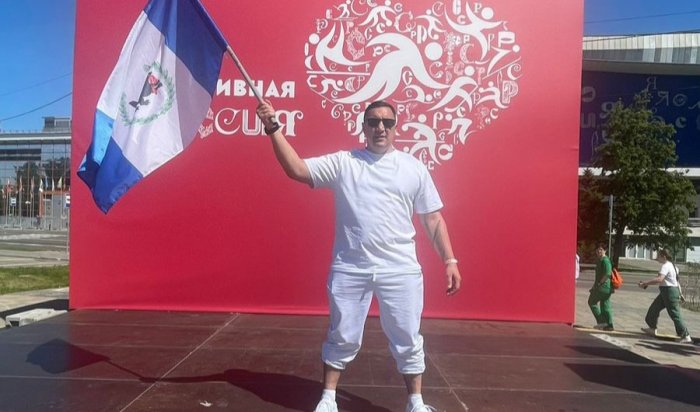 Самбист Владимир Моисеев представил Приангарье в спортивном шествии на ВДНХ в Москве