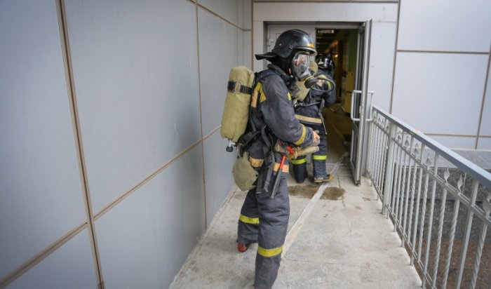 Угарным газом отравился и выжил мужчина в Иркутской области