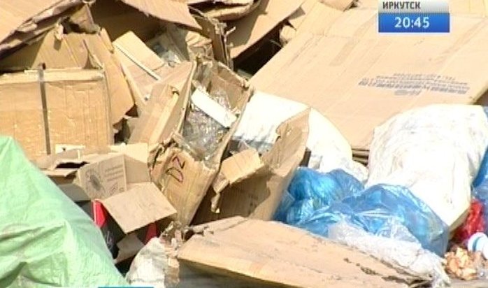 Иркутяне жалуются на горы мусора в районе Шанхайки