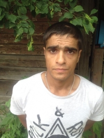 Наркосбытчика на месте преступления задержали в Иркутске