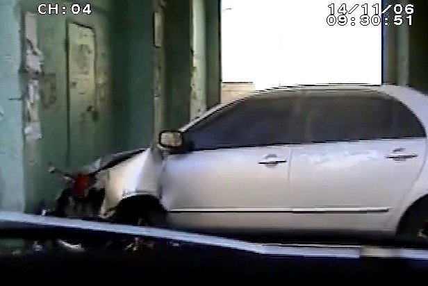 В Иркутске пьяный водитель устроил погоню с инспекторами ГИБДД (Видео