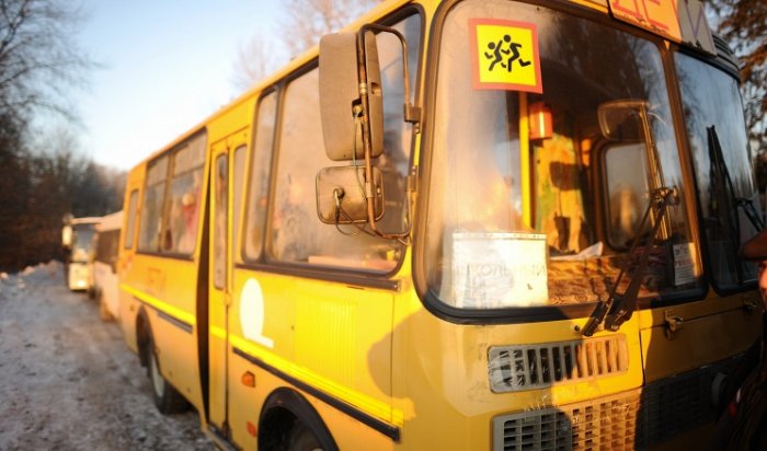 В Приангарье проверяют доставку детей в школу после гибели подростка на морозе