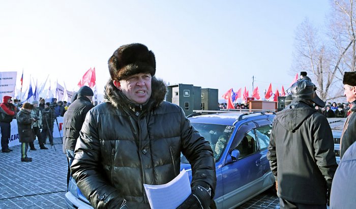 В Иркутске прошел массовый митинг строителей, требовавших отставки главы региона