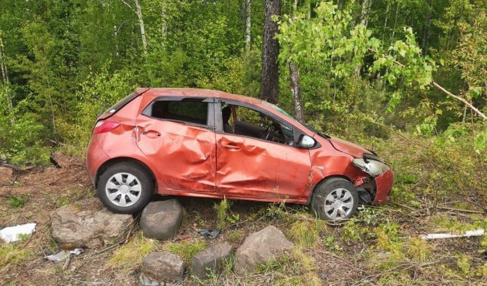 Мать с ребенком пострадали в ДТП в Братском районе