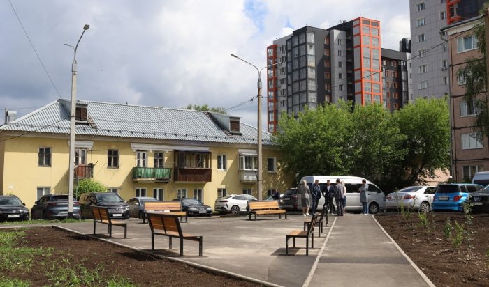 В Иркутске завершили благоустройство территории на улице Загоскина