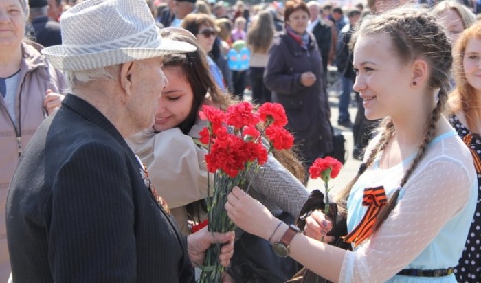 День Победы в Иркутске отметили военным парадом (фото