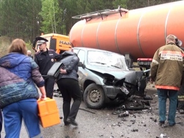 В Иркутской области три человека погибли в ДТП на трассе