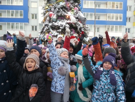 В Правобережном округе Иркутска началась подготовка к Новому год