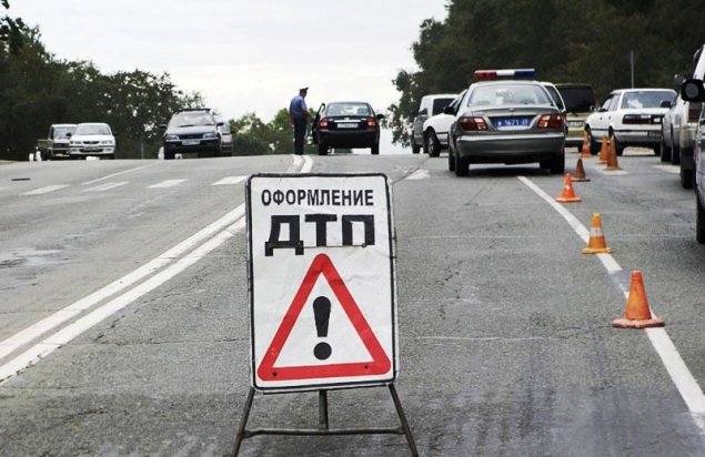 Водитель, по вине которого произошло крупное ДТП на Байкальском тракте, сбежал из больниц