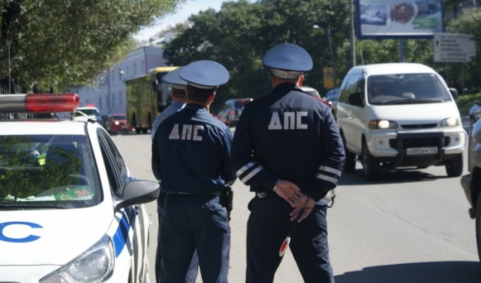 В Братске произошло ДТП, в котором пострадал полицейский автомобил