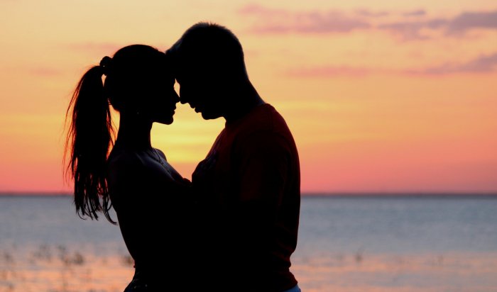 Влюбленным и супружеским парам Иркутска предлагают войти в «любовную летопись»