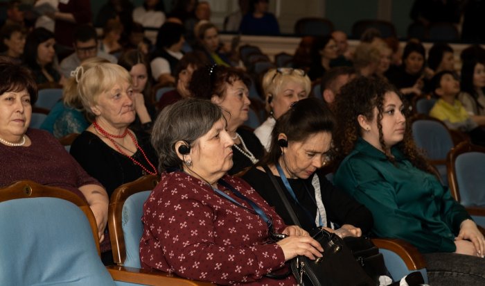 В иркутском драмтеатре адаптируют спектакль для людей с нарушениями зрения