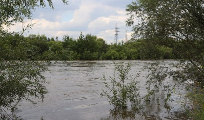 Сбросы через Иркутскую ГЭС снизили до 1600 кубометров в секунду