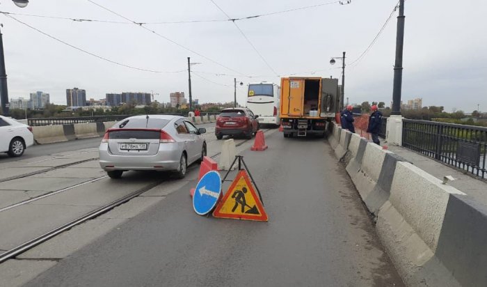 В Иркутске ограничили движение на Глазковском мосту