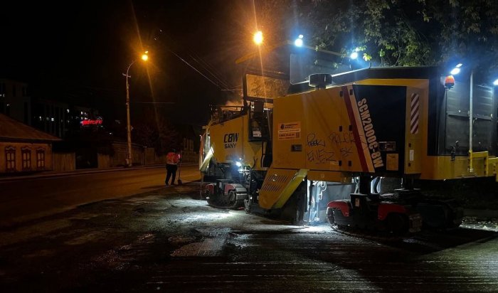 В минувшие выходные в Иркутске уложили асфальт на объездной Первомайского и Университетского