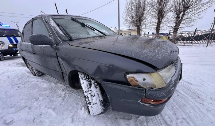 В Усть-Ордынском подросток угнал автомобиль