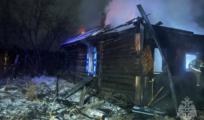 Дети спалили заброшку в Тулуне