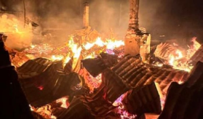 Баня сгорела в Николе из-за светильника