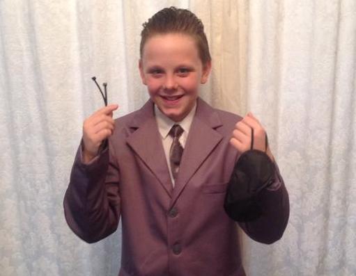В Великобритании 11-летний мальчик пришел на праздник в костюме героя фильма 