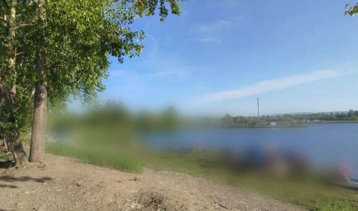 Подросток утонул на карьере в Шелехове