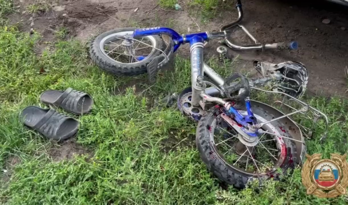 В Ангарске маленький ребенок попал под колеса автомобиля