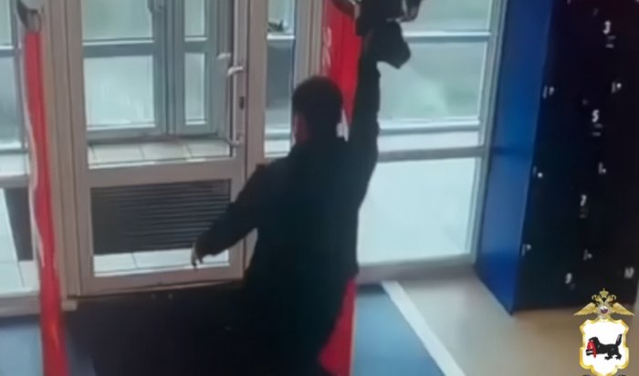 Житель Усть-Илимска обокрал магазин на 30 тысяч рублей