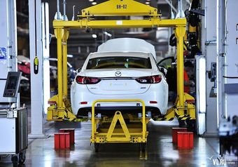 Во Владивостоке на заводе  Mazda сокращают более 25% работников