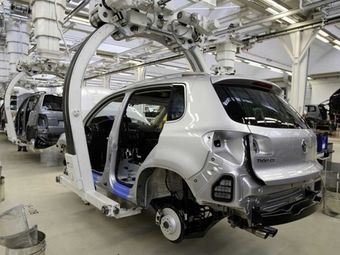 Ford, Nissan и Volkswagen намерены сократить объем производства автомобилей в России в ближайшее время