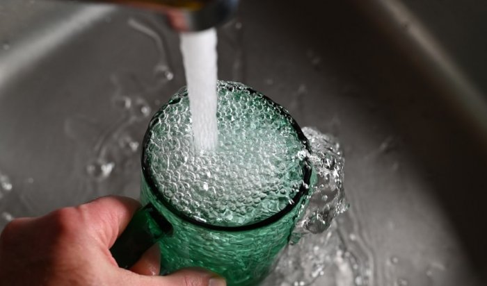 В двух округах Иркутска отключили горячую воду