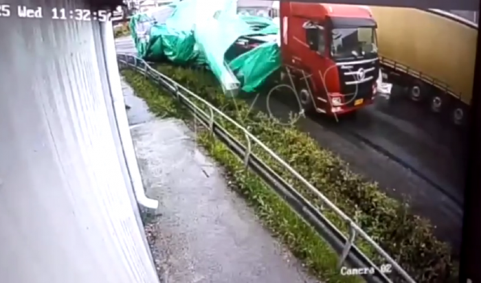 В Слюдянке на федеральной трассе произошел затор из-за аварии (Видео)