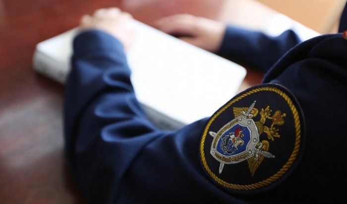 Юноша пытался поджечь административное здание в центре Иркутска