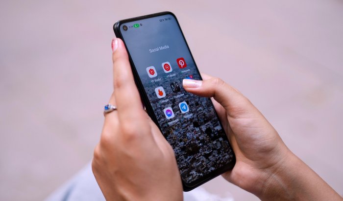 Роскомнадзор частично ограничил Telegram и WhatsApp*