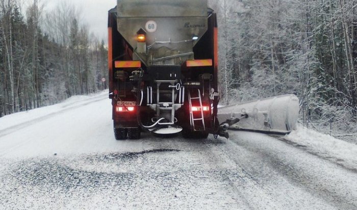 В Усть-Илимском районе ограничили движение автобусов и большегрузов из-за снега