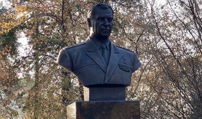 В Ангарске появился памятник Герою России Игорю Груднову