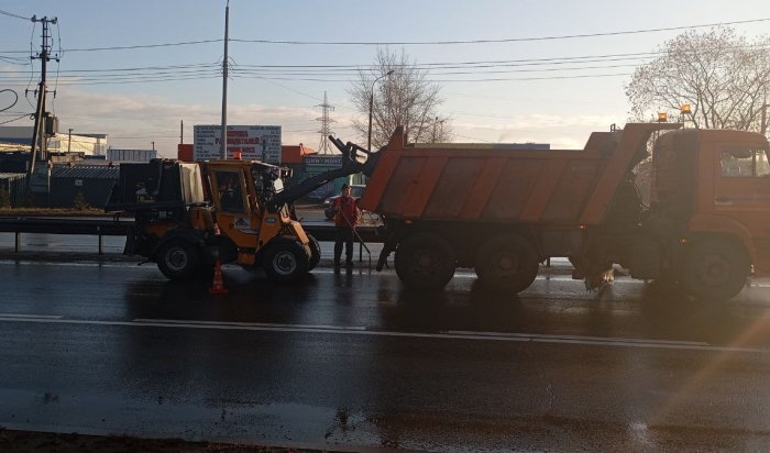 В Иркутске продолжается комплексная уборка улиц