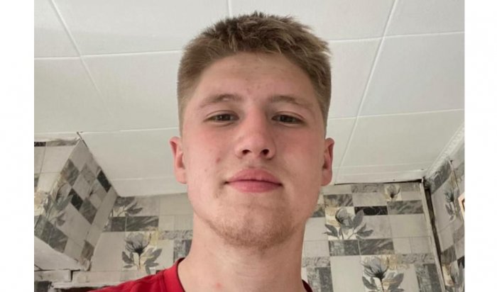 В Приангарье парень спас женщину на пожаре